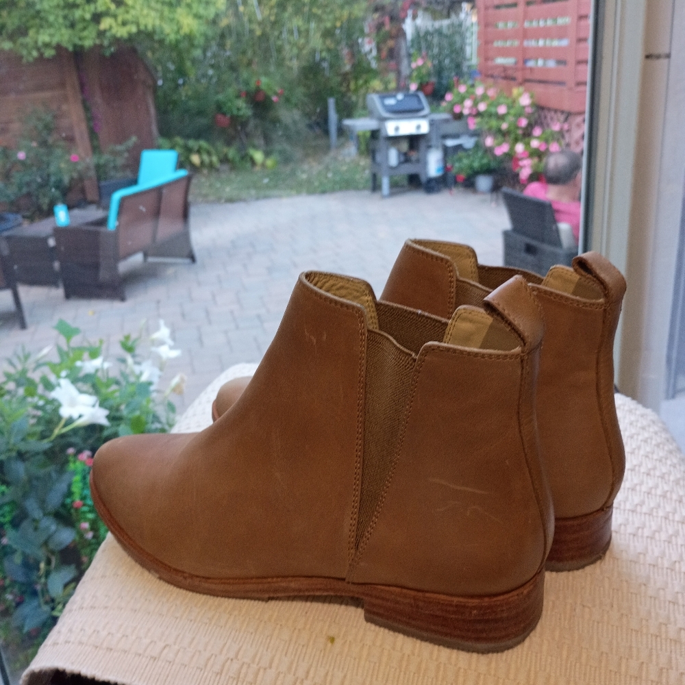 NWT.Nisolo Anthropology Tan Leather Ankle Boots - Picture 3 of 9